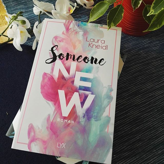 [Rezension] Someone new von Laura Kneidl - ninespo