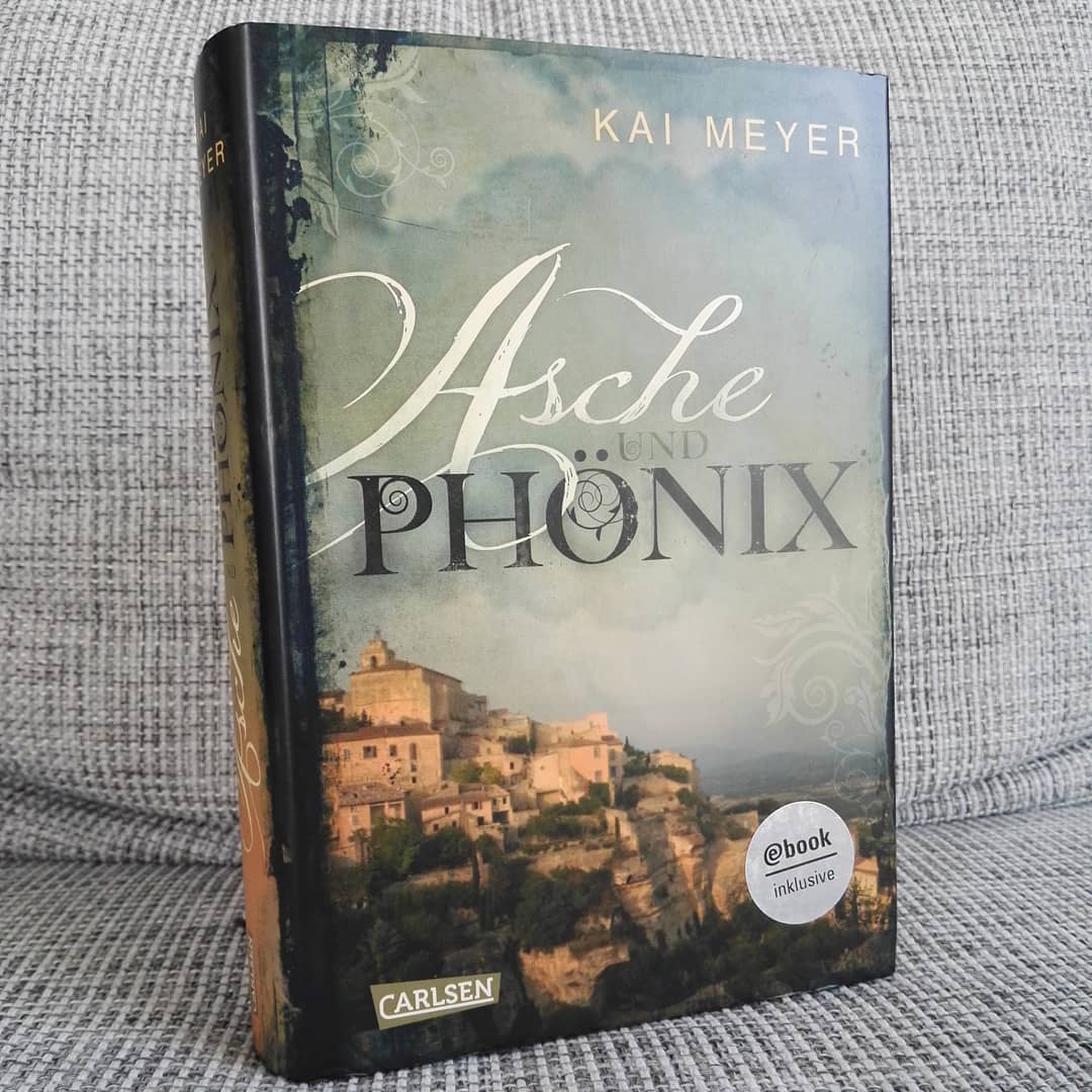Asche und Phönix